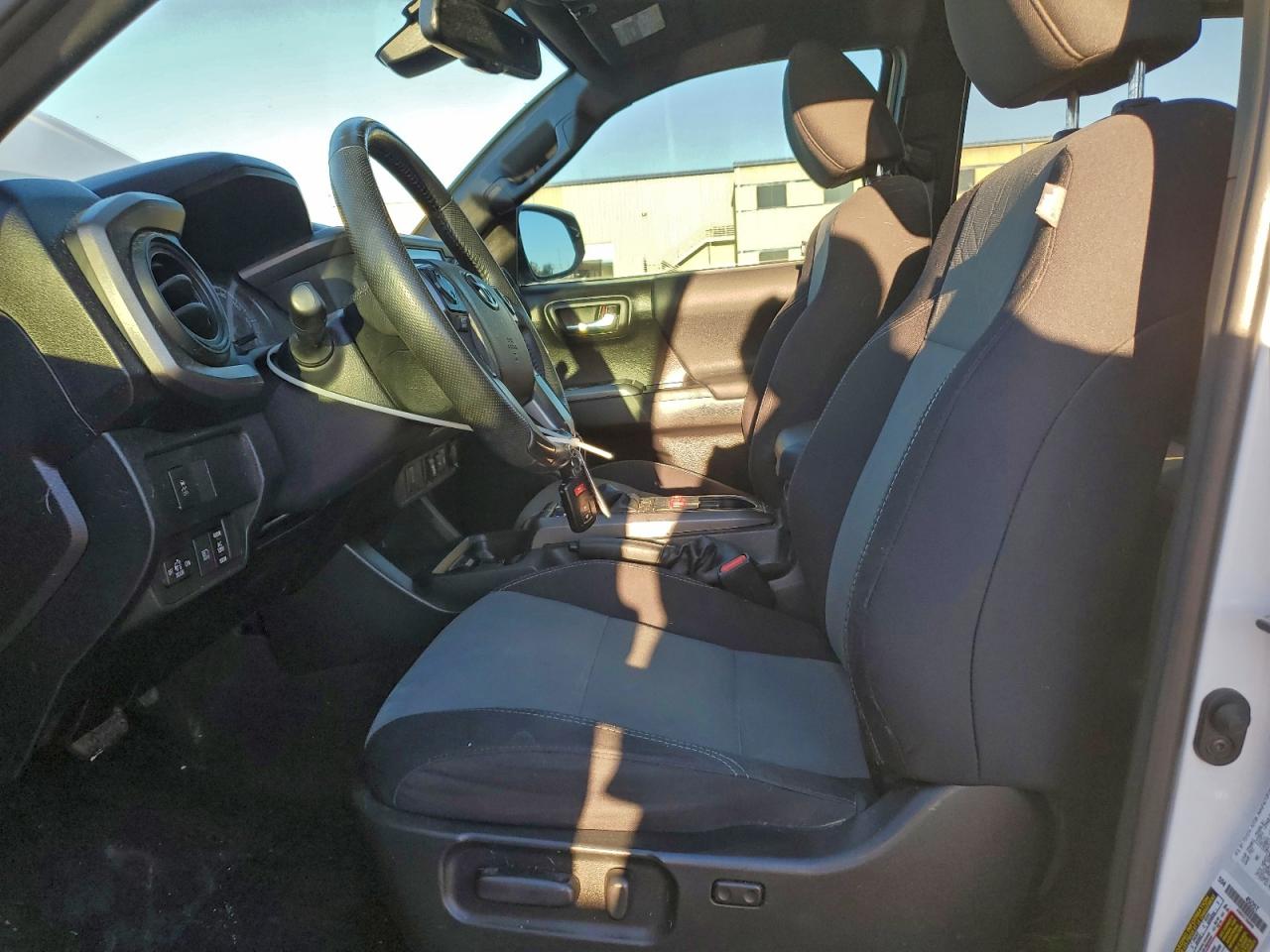 2021 Toyota Tacoma Double Cab VIN: 5TFCZ5AN8MX246463 Lot: 94136405