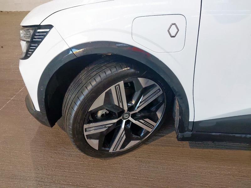 2025 RENAULT MEGANE E-TECH EV60 160KW ICONIC COMFORT RANGE 60KWH 5DR AUTO