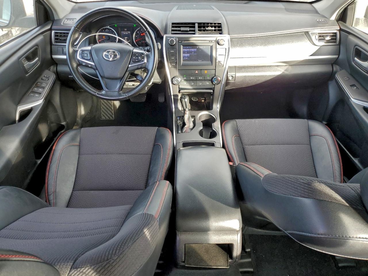 2016 Toyota Camry Le VIN: 4T1BF1FK6GU207903 Lot: 94724935