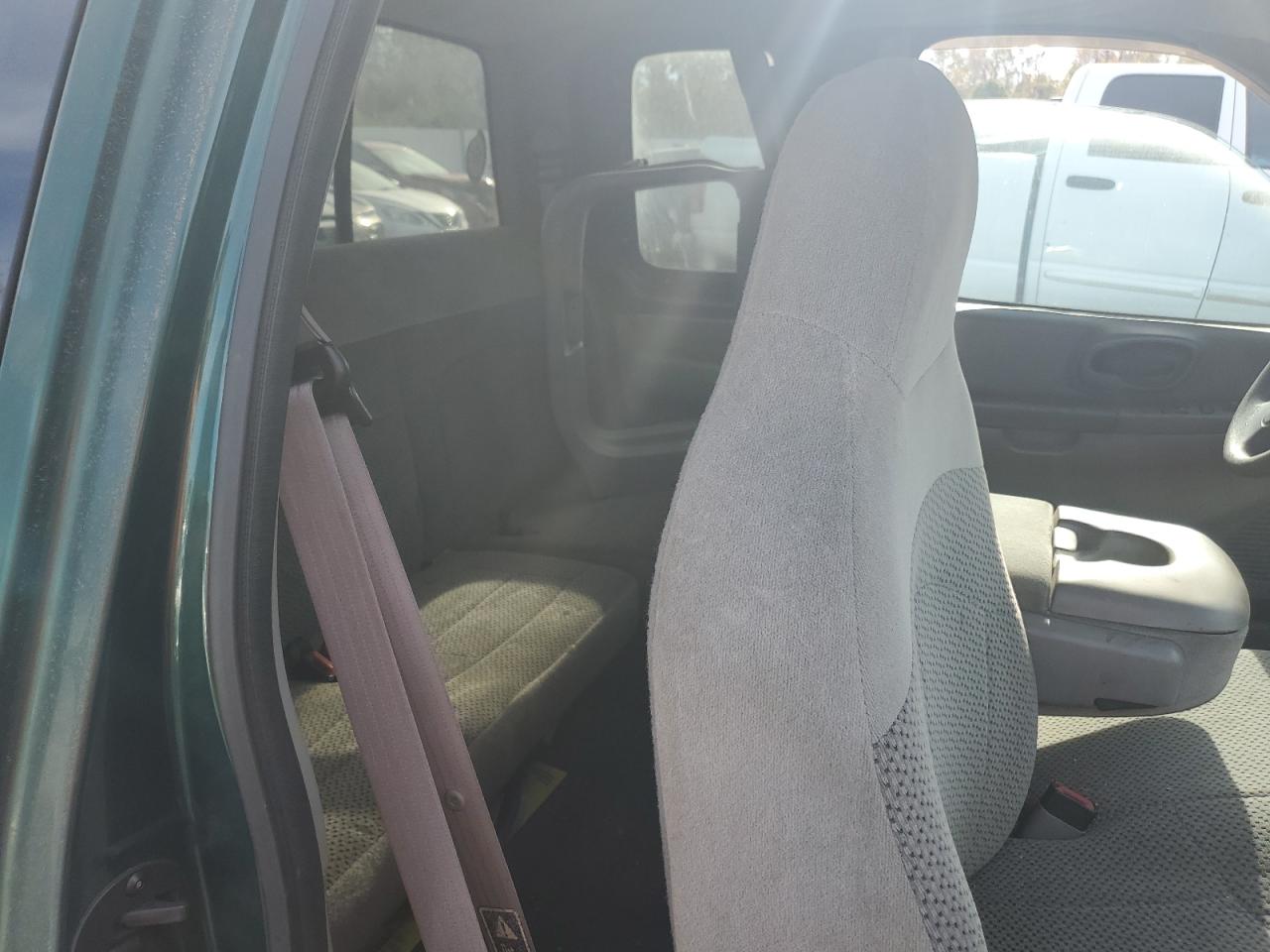 1999 Ford F150 VIN: 1FTRX17W0XNA22497 Lot: 90299065