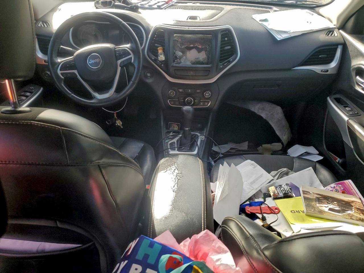 2018 Jeep Cherokee Latitude Plus VIN: 1C4PJLLBXJD612310 Lot: 95068645