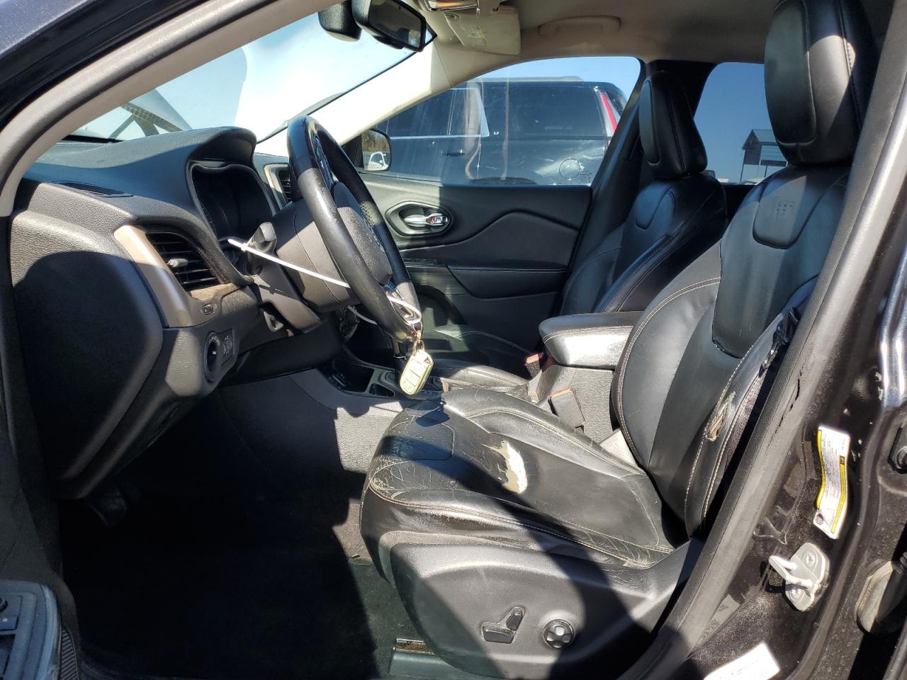 2014 Jeep Cherokee Limited VIN: 1C4PJLDB3EW186663 Lot: 92617845