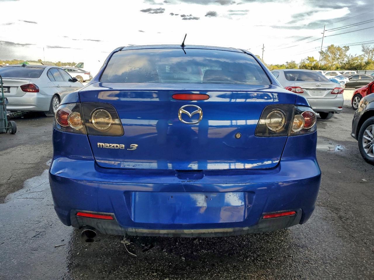 2008 Mazda 3 S VIN: JM1BK323981828775 Lot: 93067195