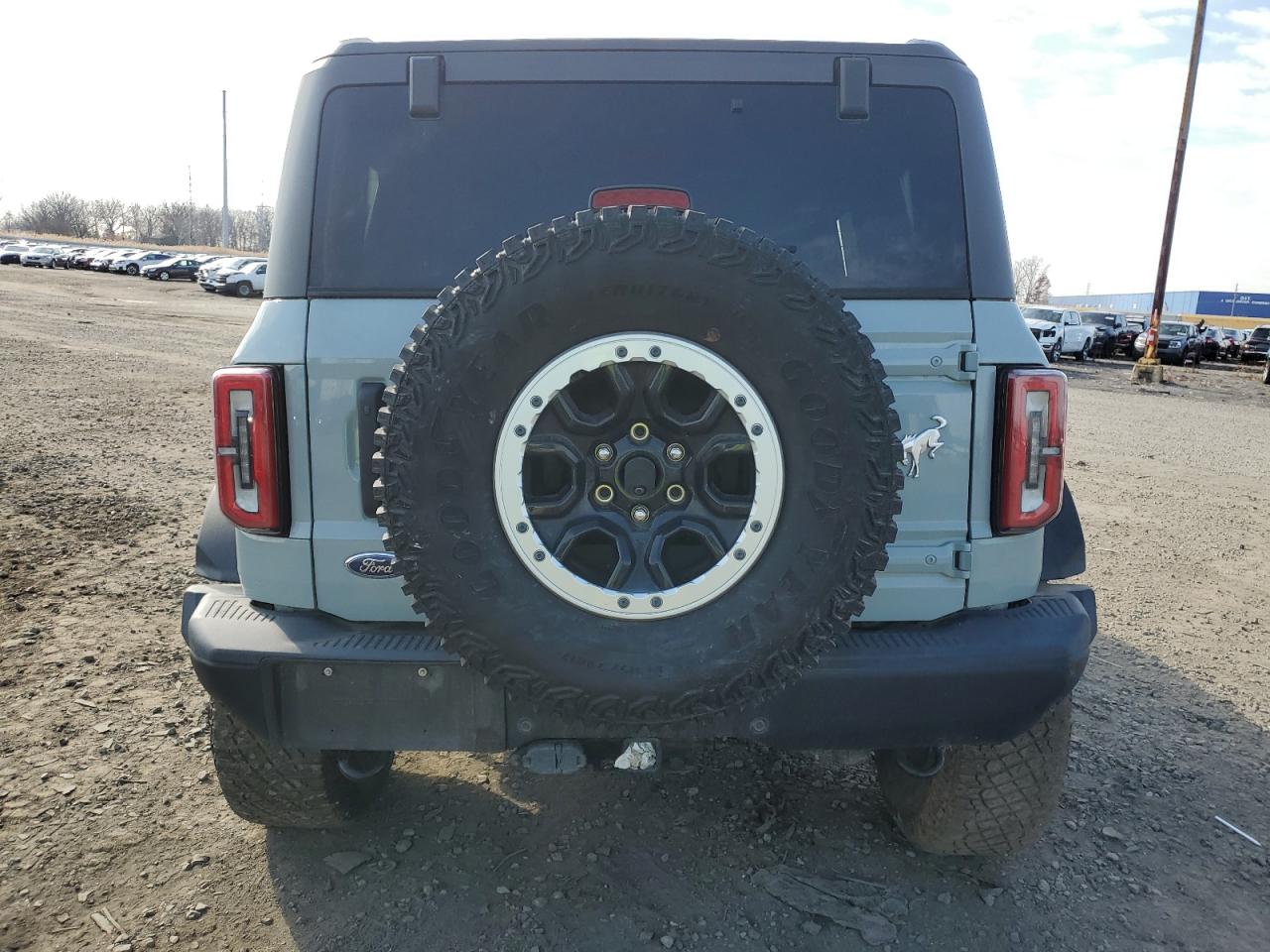 2022 Ford Bronco Base VIN: 1FMEE5DPXNLB20708 Lot: 93010725