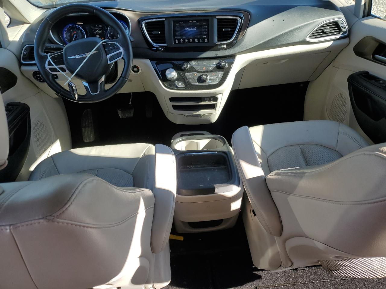 2018 Chrysler Pacifica Touring L VIN: 2C4RC1BG6JR306562 Lot: 91841865