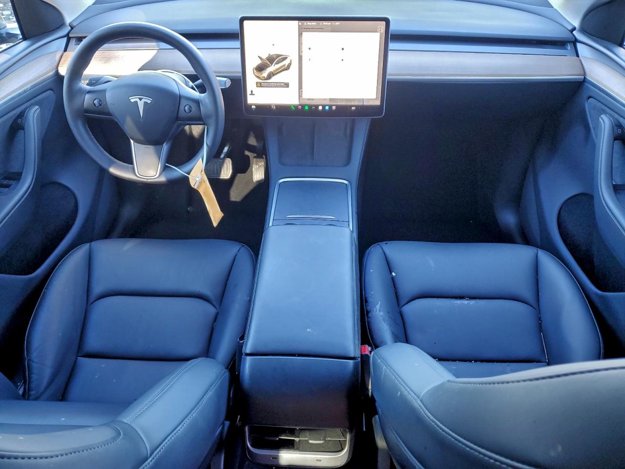 2024 Tesla Model Y VIN: 7SAYGDEE2RA243544 Lot: 93942195