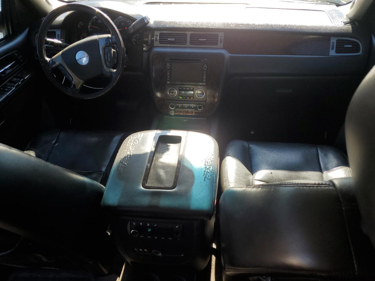 2010 GMC Yukon Xl Denali VIN: 1GKUKMEF2AR278044 Lot: 90950405