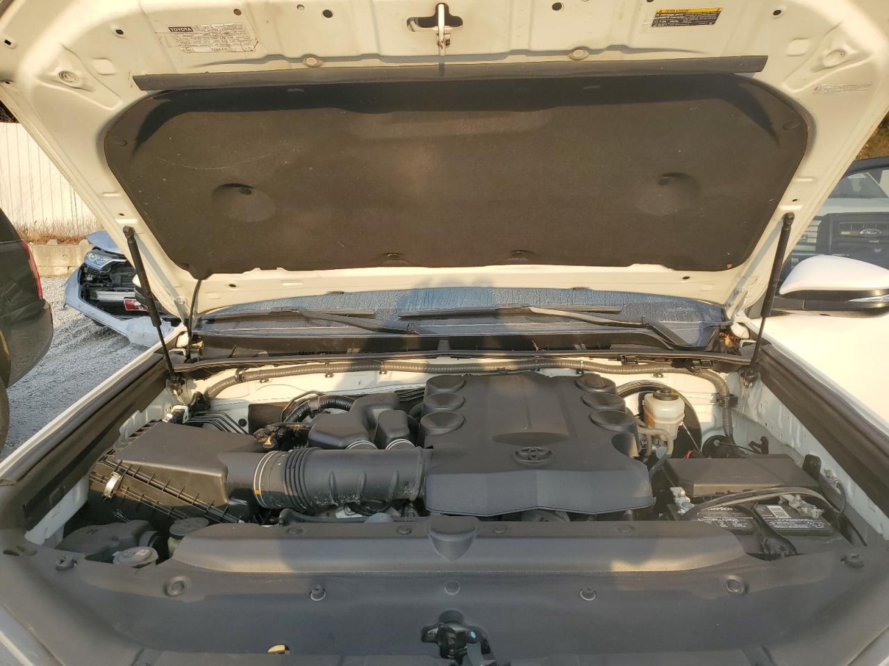 2018 Toyota 4Runner Sr5 VIN: JTEZU5JR7J5179546 Lot: 92231585