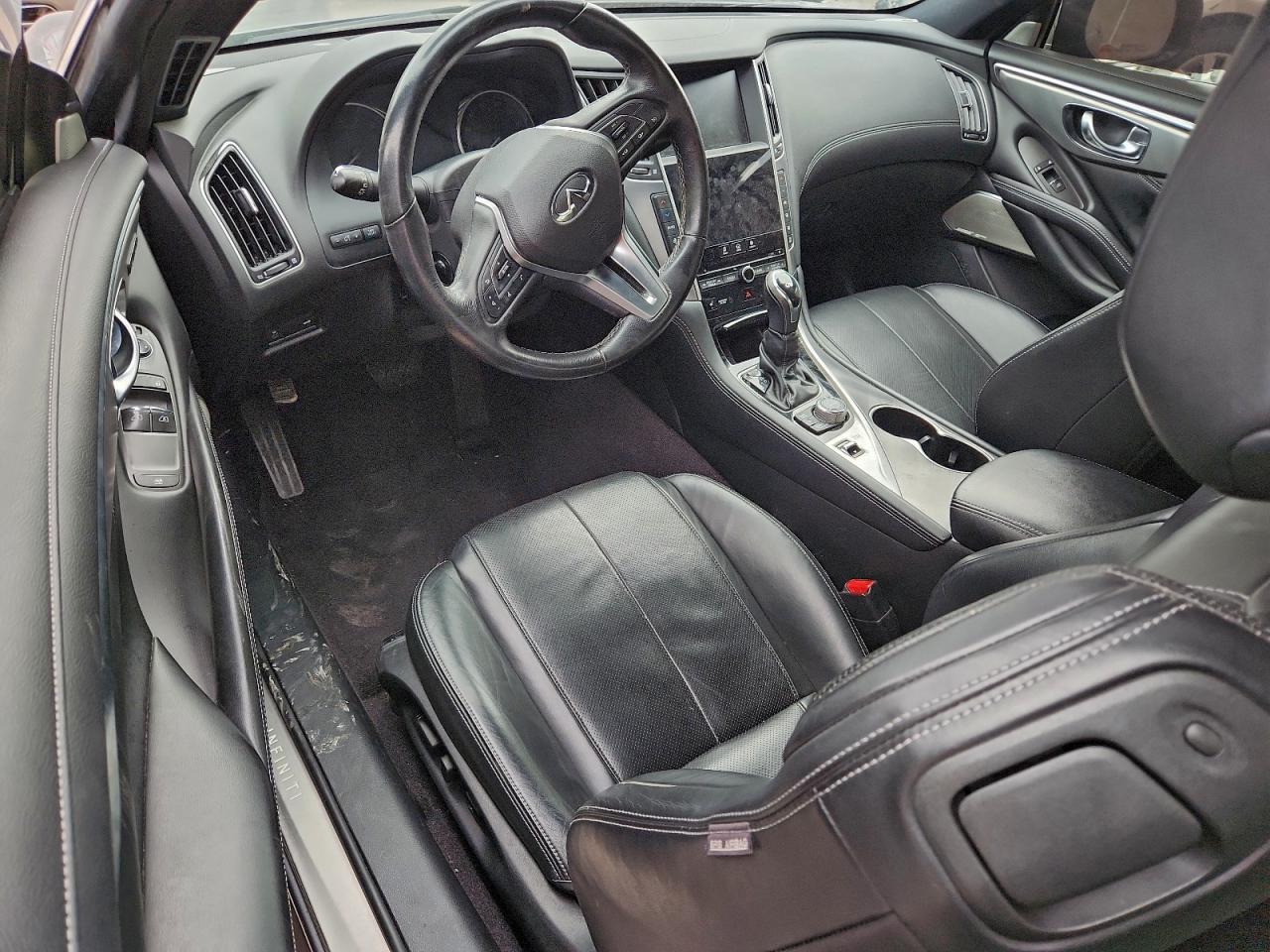 2018 Infiniti Q60 Luxe 300 VIN: JN1EV7ELXJM391755 Lot: 93698945