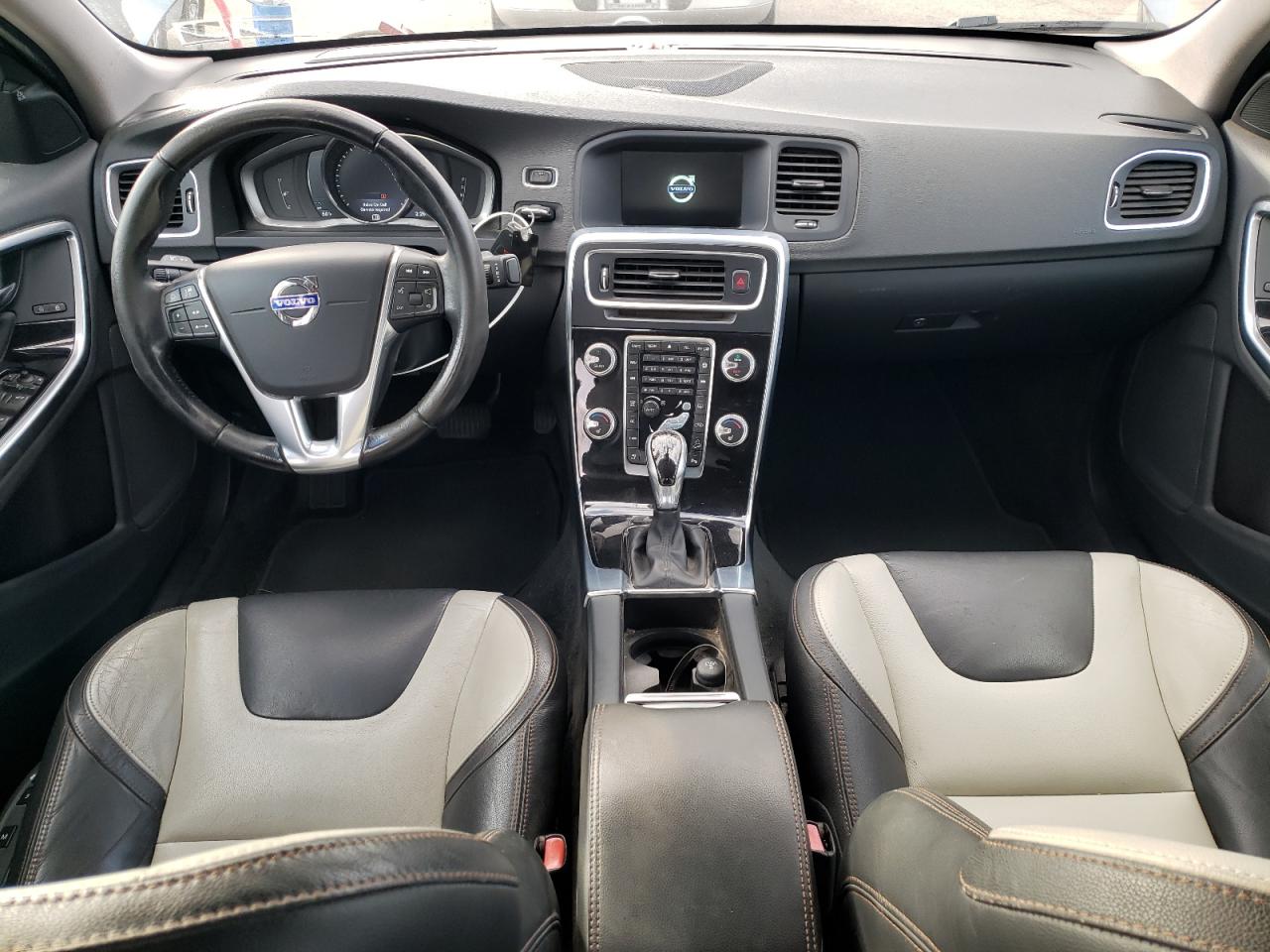 2016 Volvo S60 Cross Country T5 VIN: YV4612UM0G2001094 Lot: 92891915