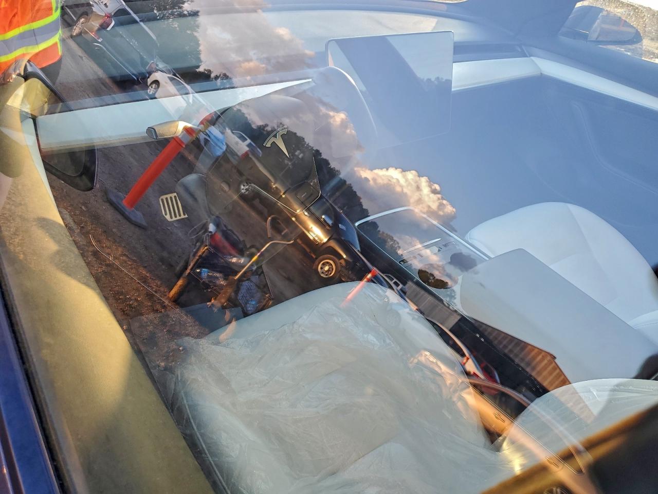 2023 Tesla Model 3 VIN: 5YJ3E1EA8PF657985 Lot: 94521235