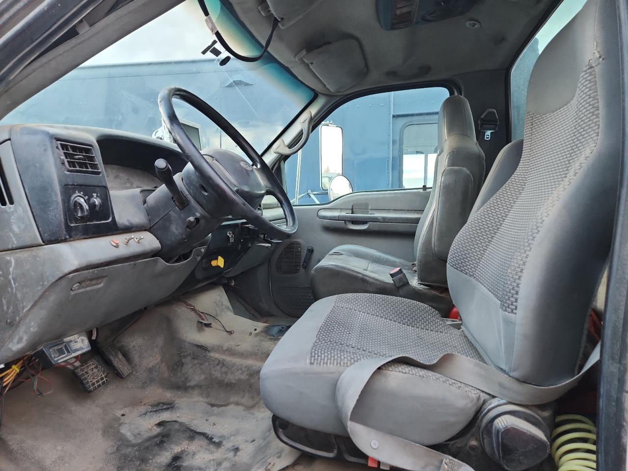 2005 Ford F750 Super Duty VIN: 3FRWF75E55V202324 Lot: 92012705