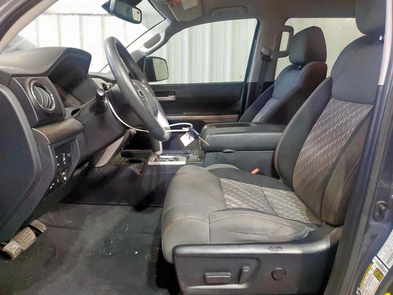 2019 Toyota Tundra Crewmax Sr5 VIN: 5TFEY5F12KX247994 Lot: 93421805