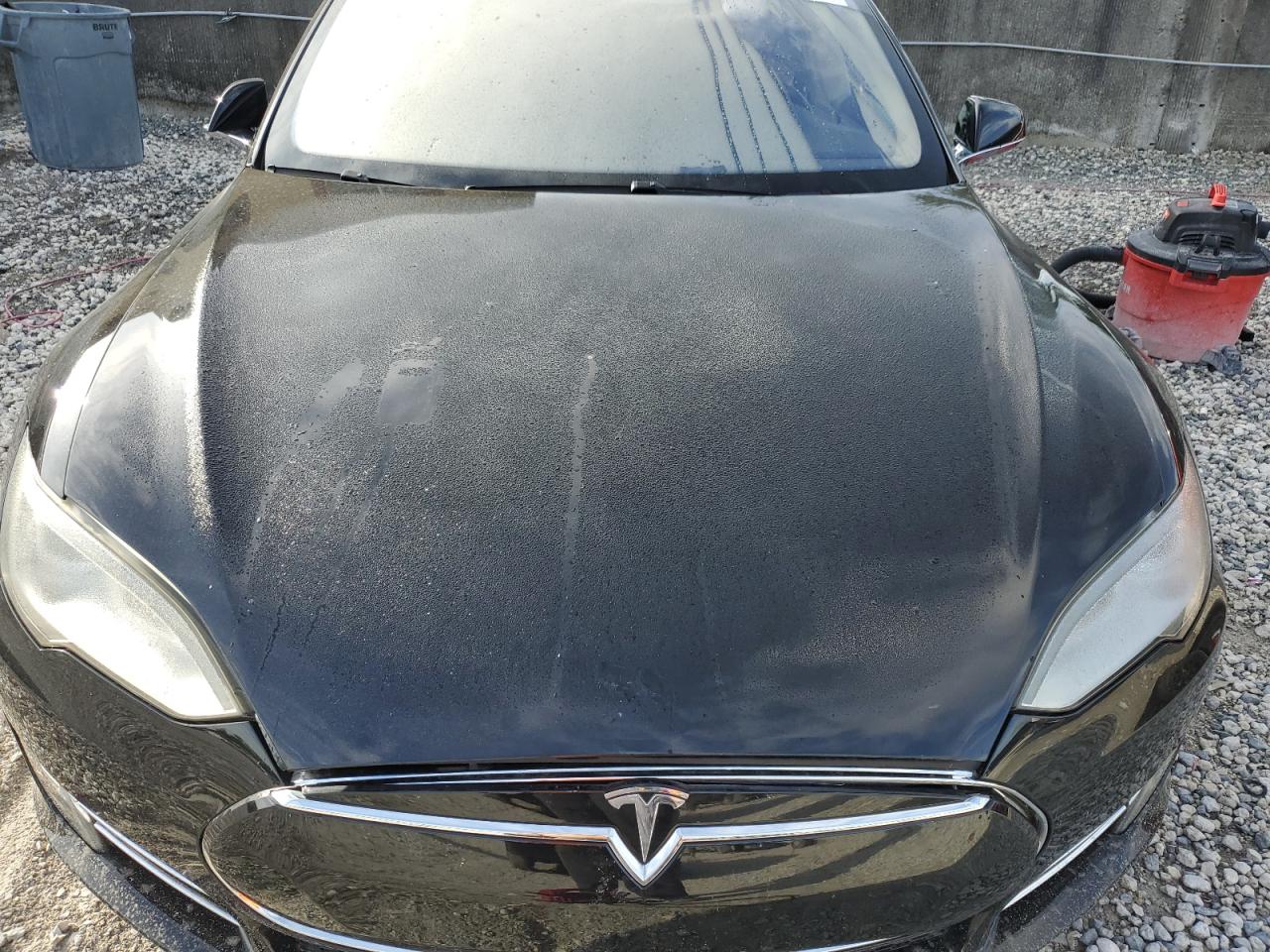 2013 Tesla Model S VIN: 5YJSA1DP6DFP13754 Lot: 92037915