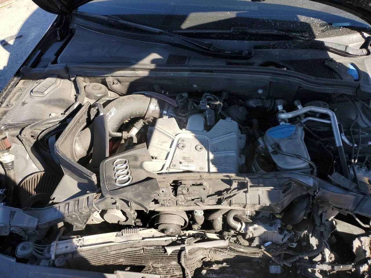 2015 Audi S4 Premium Plus VIN: WAUBGAFL3FA070944 Lot: 92167975