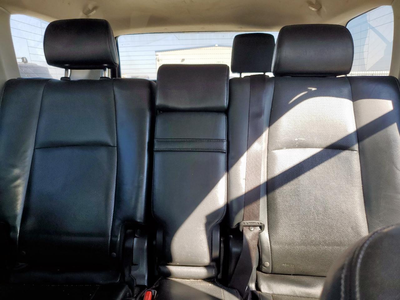 2015 Toyota 4Runner Sr5/Sr5 Premium VIN: JTEBU5JR9F5250819 Lot: 91818225