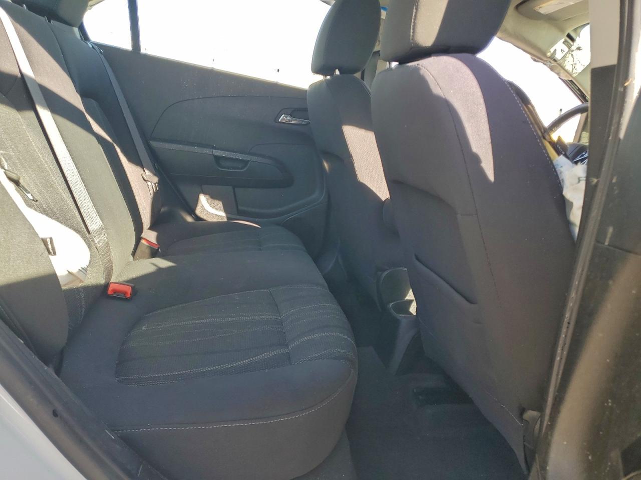 2018 Chevrolet Sonic Lt VIN: 1G1JD5SH9J4123551 Lot: 94165625