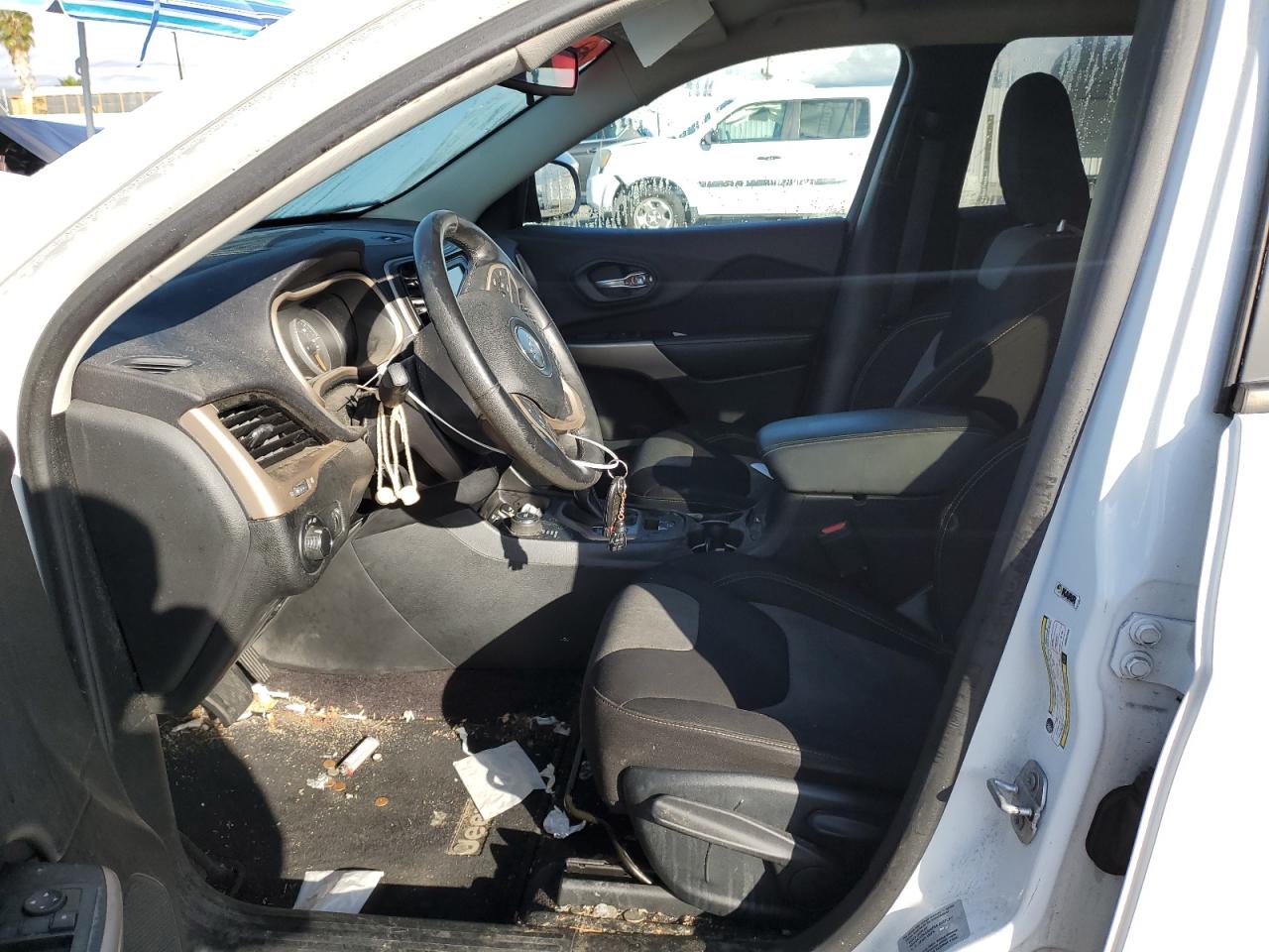 2017 Jeep Cherokee Sport VIN: 1C4PJMAB9HW647248 Lot: 92925645