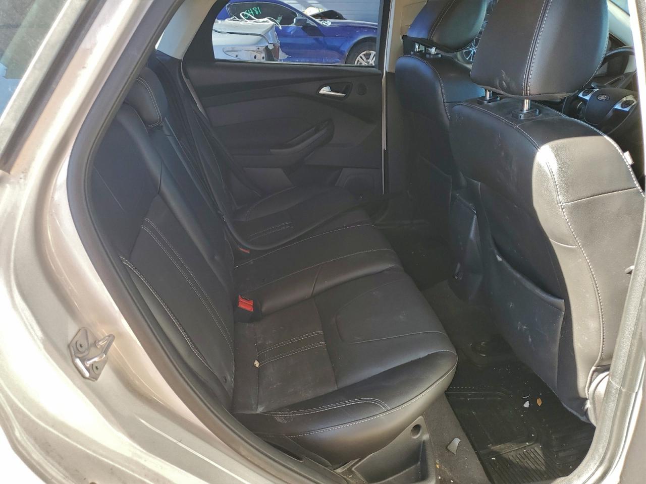 2014 Ford Focus Titanium VIN: 1FADP3N27EL382371 Lot: 93679745