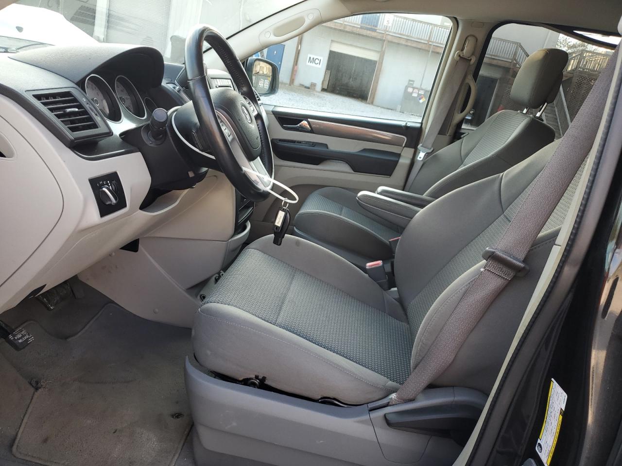 2012 Volkswagen Routan S VIN: 2C4RVAAG1CR355781 Lot: 91782665