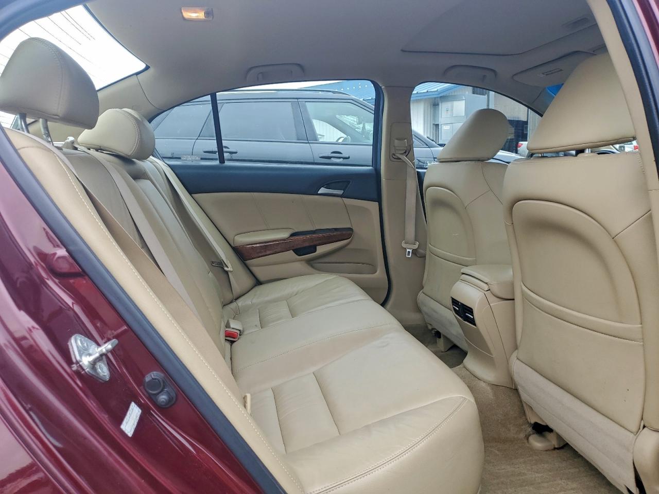 2011 Honda Accord Exl VIN: 1HGCP2F86BA029339 Lot: 94453475