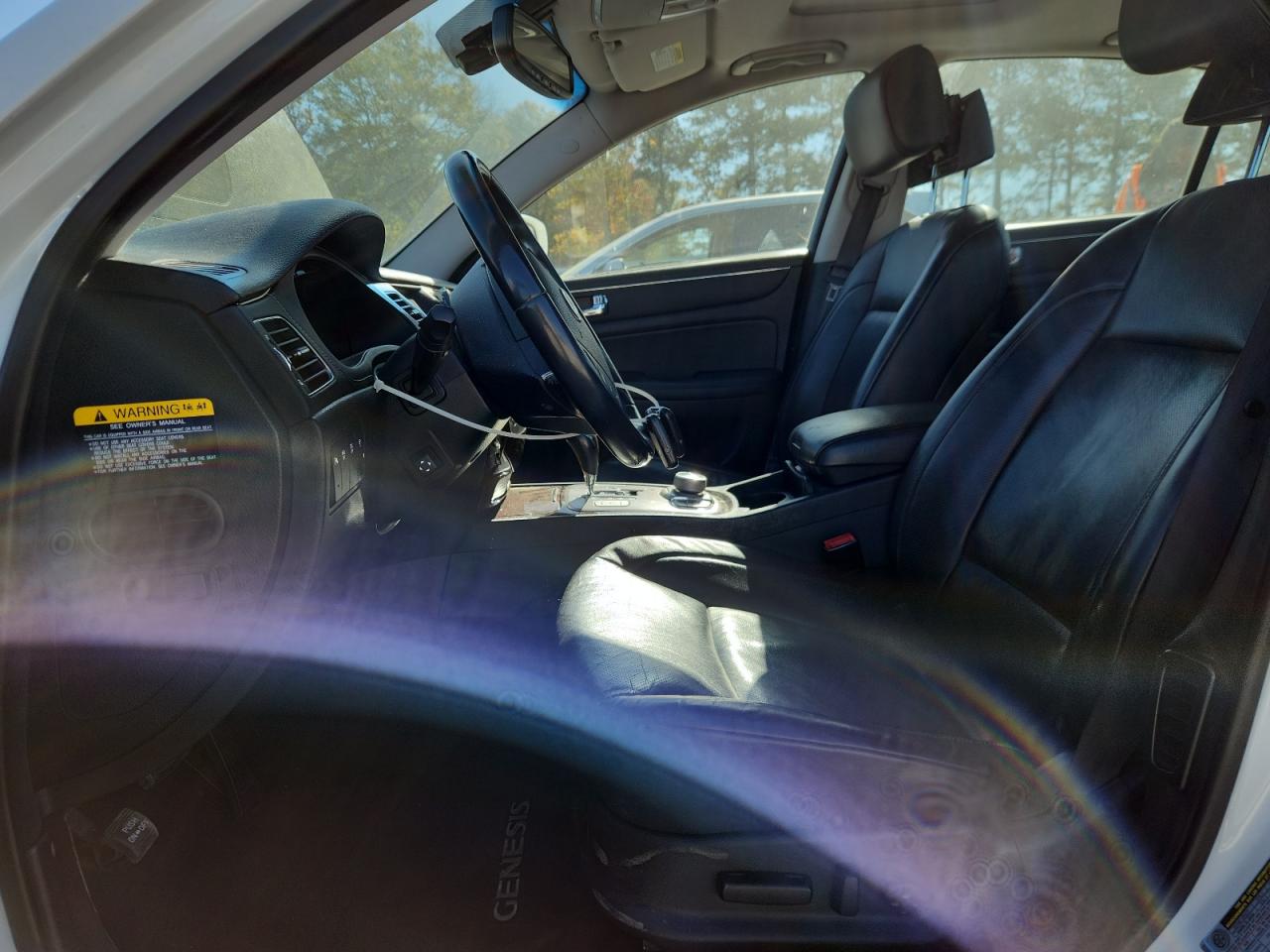 2009 Hyundai Genesis 3.8L VIN: KMHGC46E79U036673 Lot: 92220475