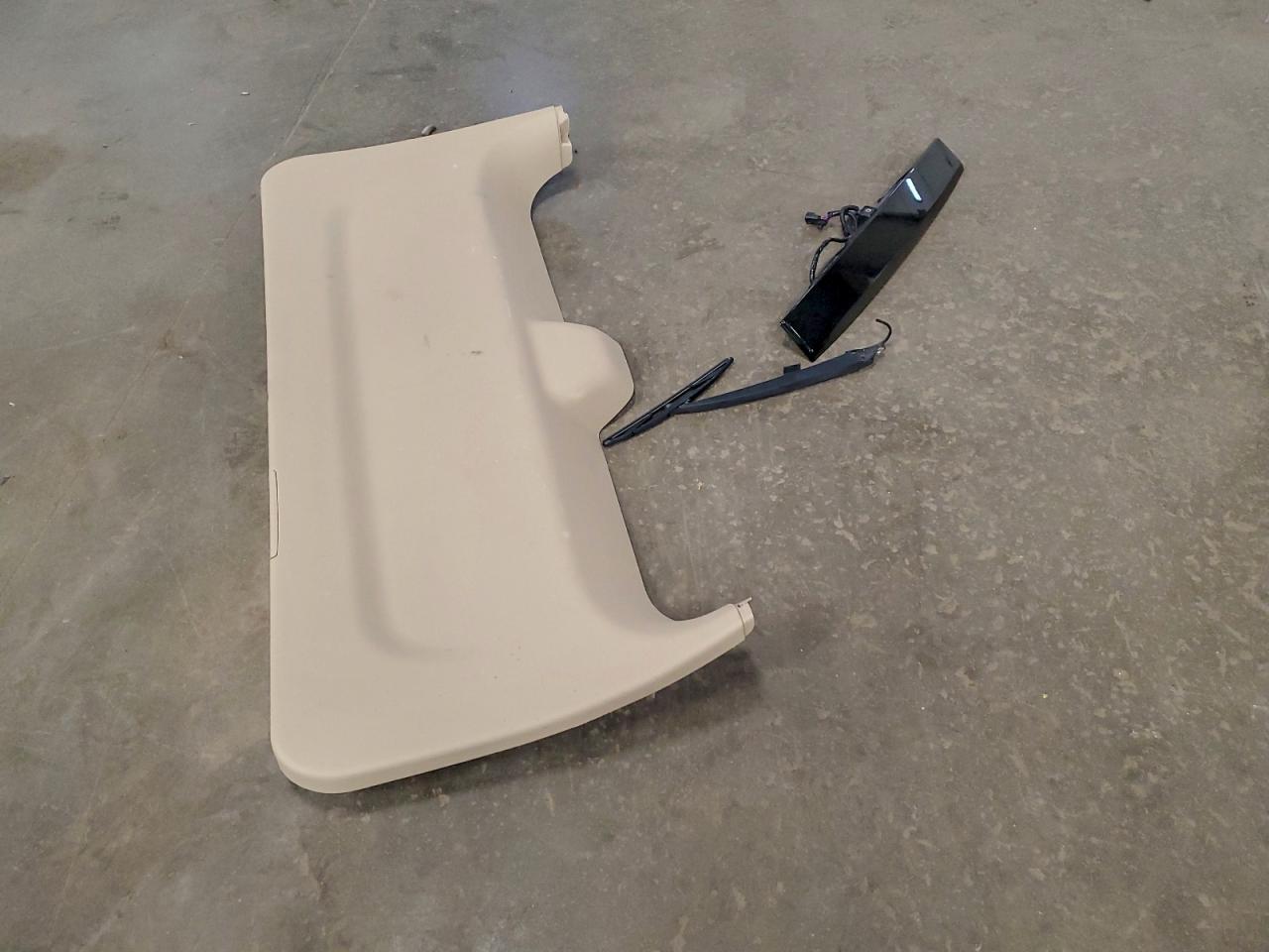 2010 GMC Yukon Denali VIN: 1GKUKEEF7AR189186 Lot: 94143645