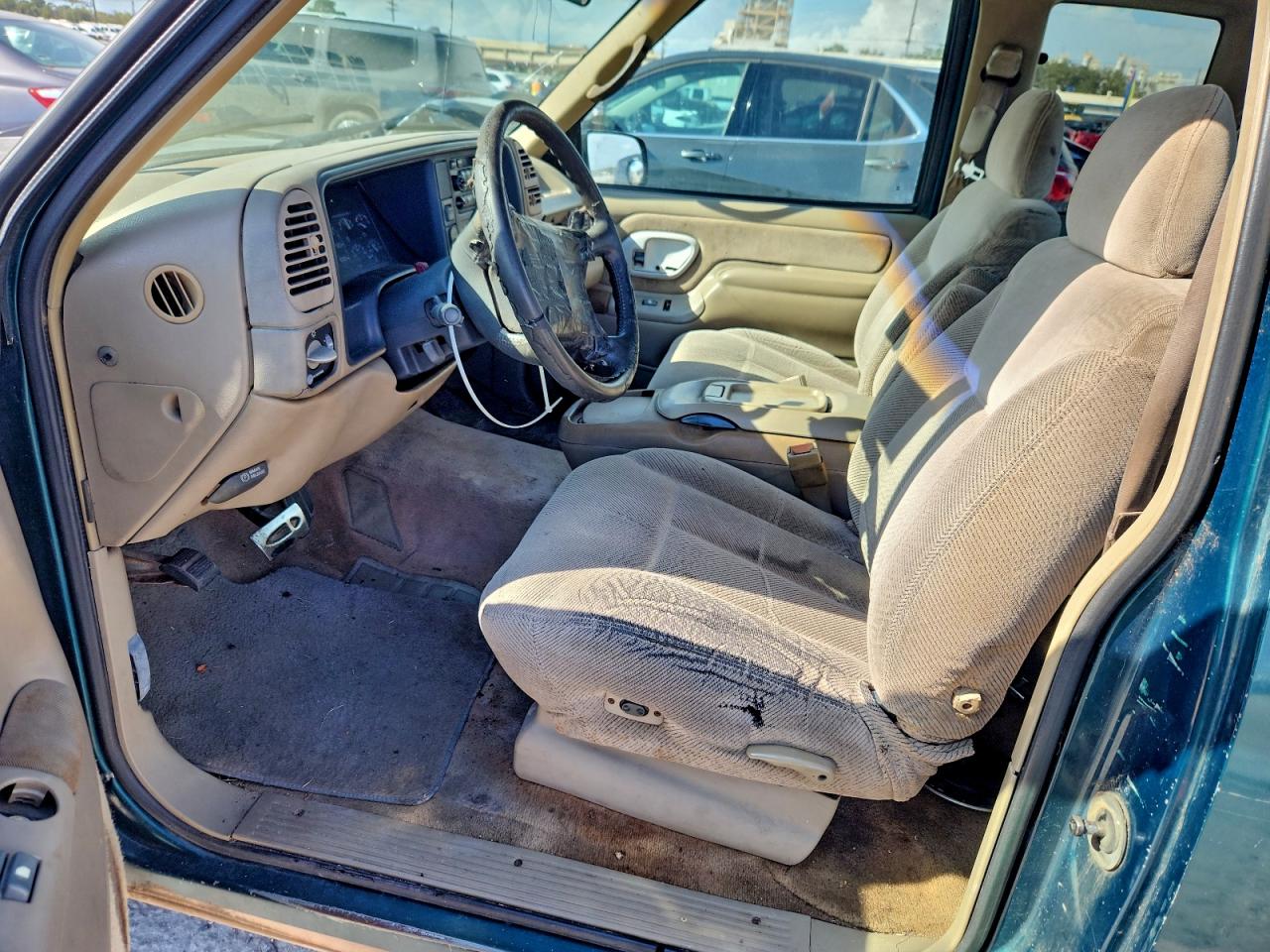 1996 GMC Sierra C1500 VIN: 2GTEC19W7T1508730 Lot: 94065375