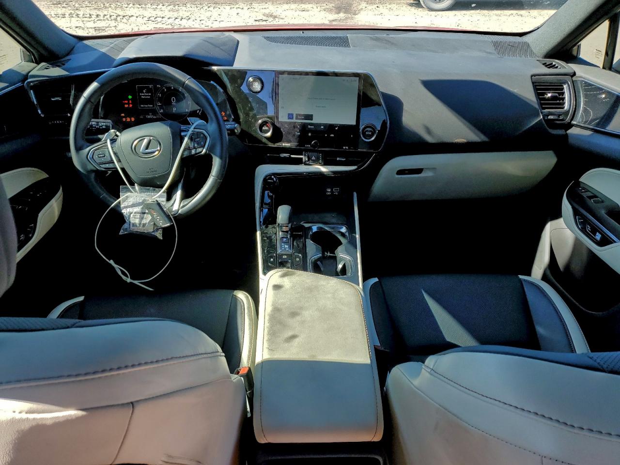 2024 Lexus Nx 250 Base VIN: 2T2ADCAZ0RC007052 Lot: 94107975