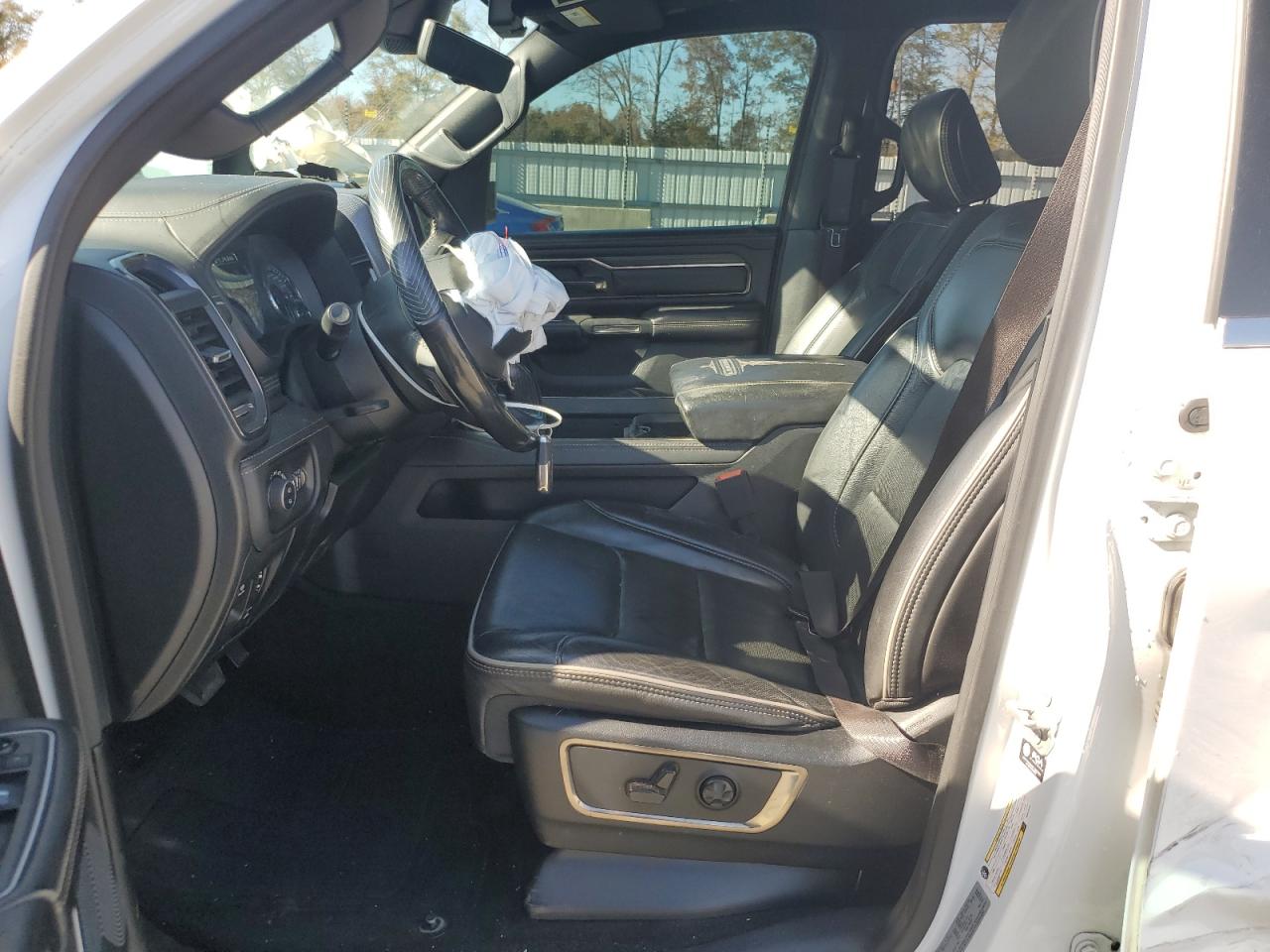 2021 Ram 1500 Limited VIN: 1C6SRFHT6MN513723 Lot: 92479995