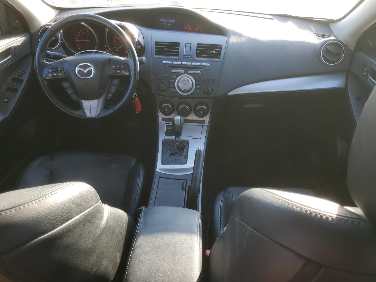 2011 Mazda 3 S VIN: JM1BL1M60B1395542 Lot: 91890015