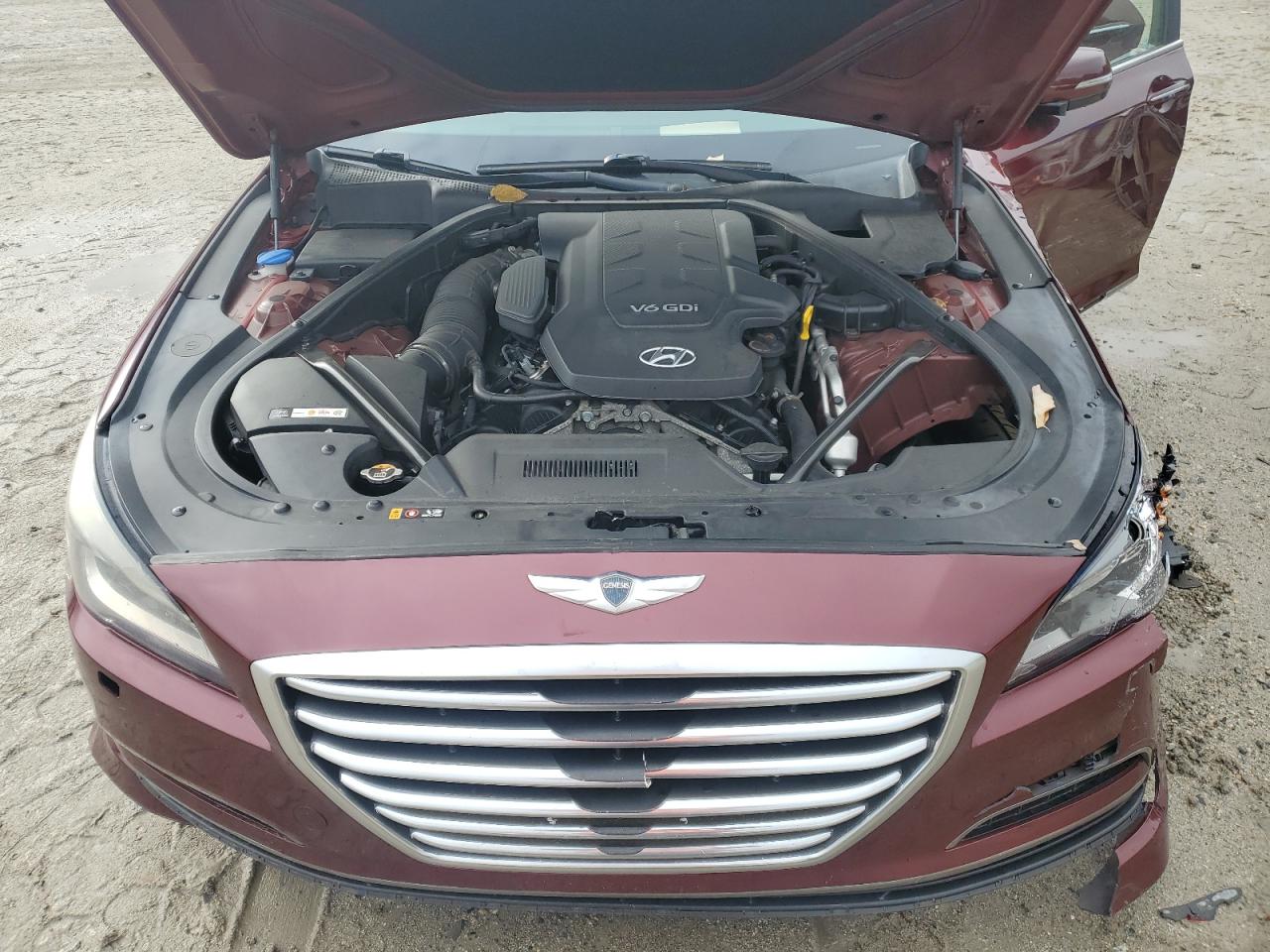 2015 Hyundai Genesis 3.8L VIN: KMHGN4JE7FU099561 Lot: 89687325