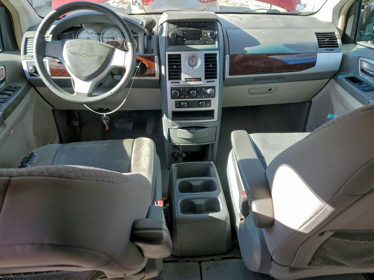 2010 Chrysler Town & Country Touring VIN: 2A4RR5D15AR358001 Lot: 91615495