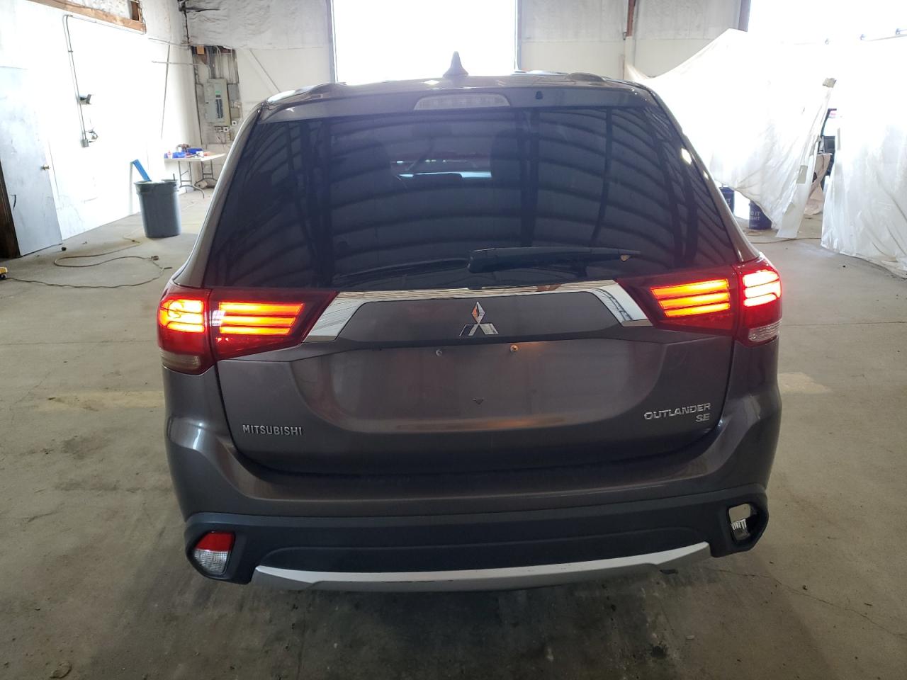 2017 Mitsubishi Outlander Se VIN: JA4AD3A3XHZ050070 Lot: 92250435