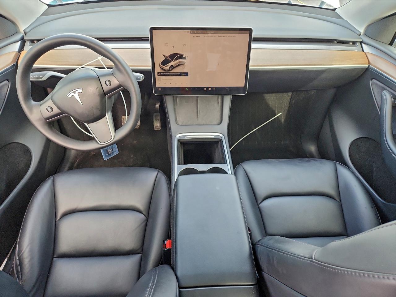 2023 Tesla Model Y VIN: 7SAYGDEE9PF671997 Lot: 92654075