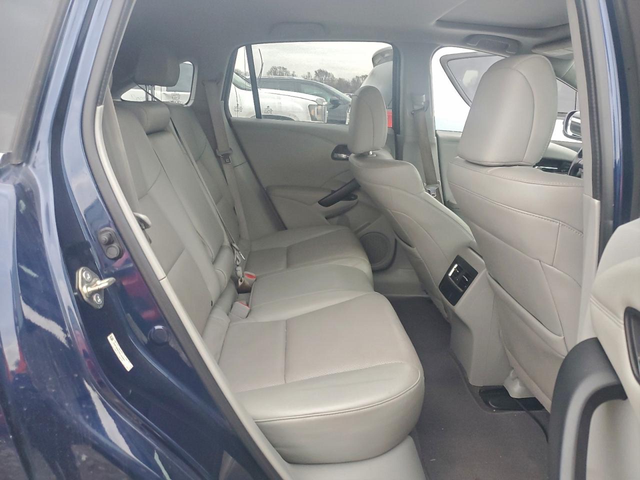 2017 Acura Rdx Advance VIN: 5J8TB3H72HL005867 Lot: 92674675