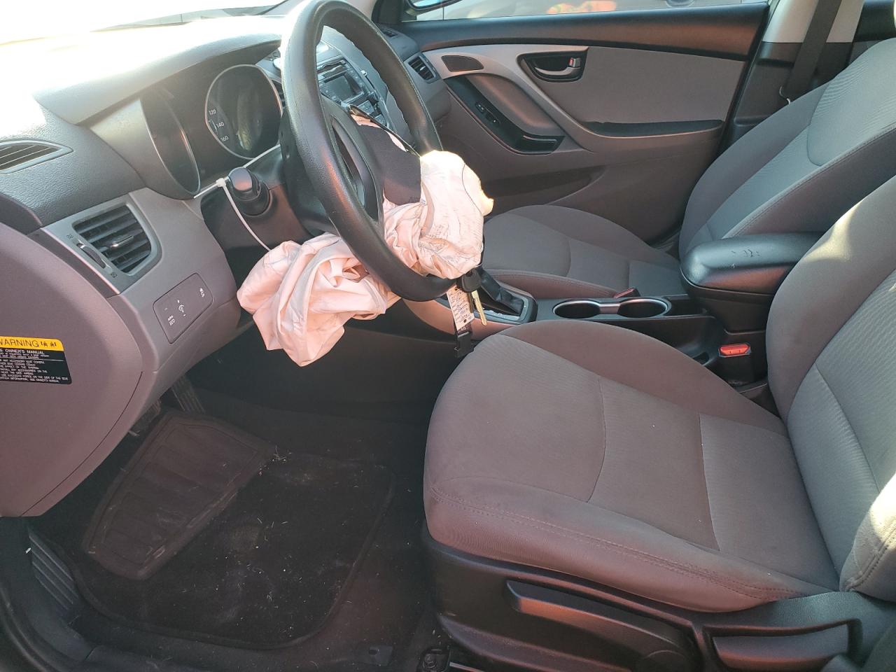 2014 Hyundai Elantra Se VIN: 5NPDH4AE6EH481216 Lot: 92921315