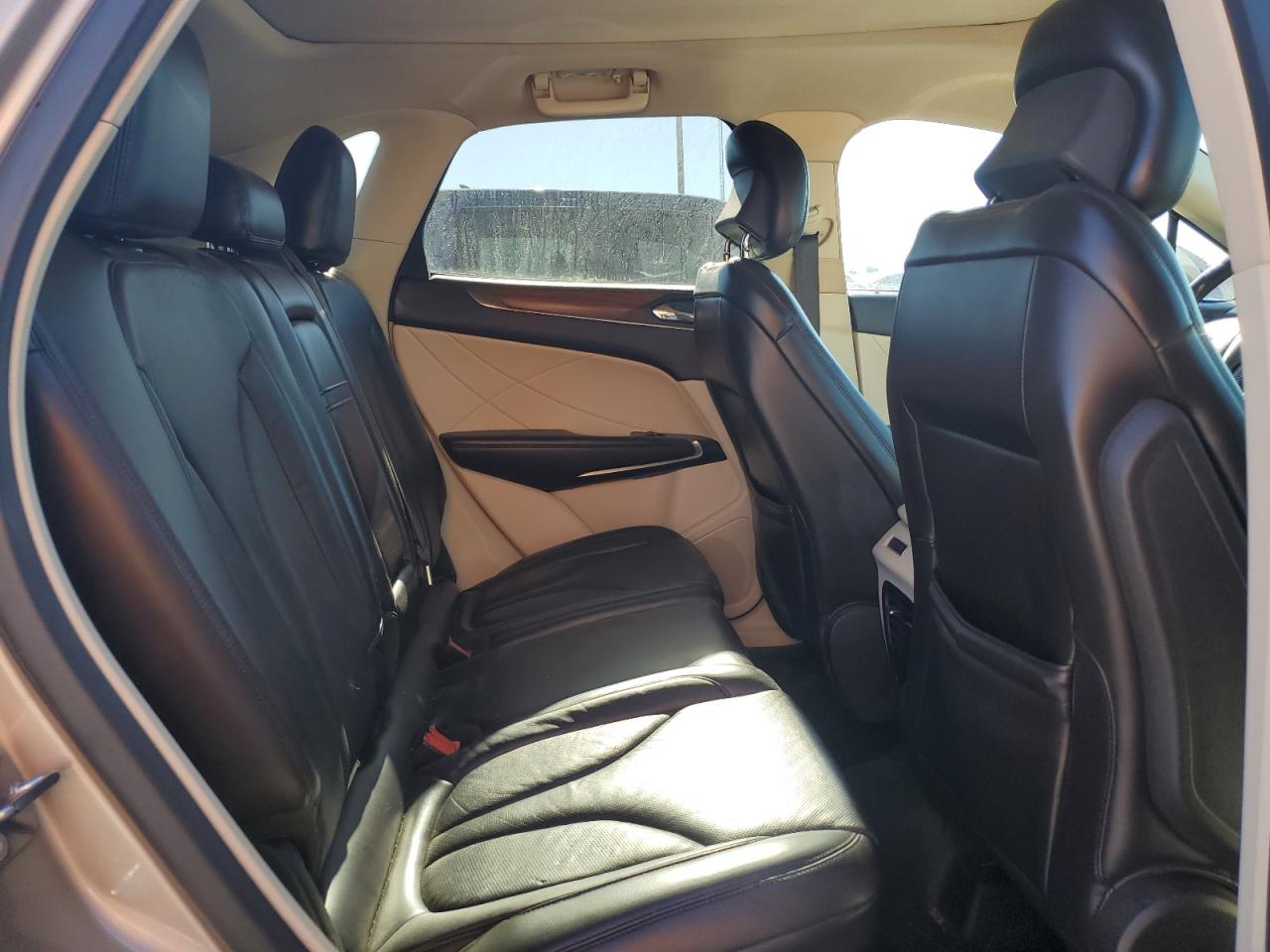 2015 Lincoln Mkc VIN: 5LMTJ2AH1FUJ28879 Lot: 92660235