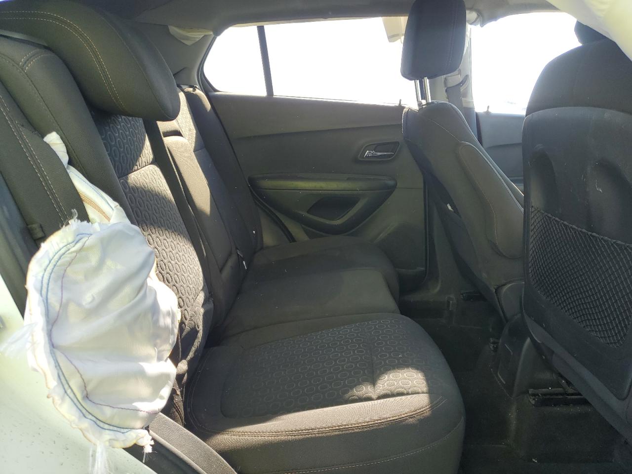 2022 Chevrolet Trax Ls VIN: KL7CJNSM8NB527185 Lot: 92885015