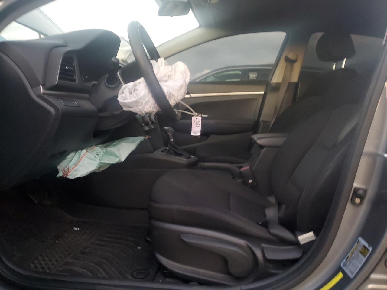 2019 Hyundai Elantra Se VIN: KMHD74LF7KU823875 Lot: 93555305