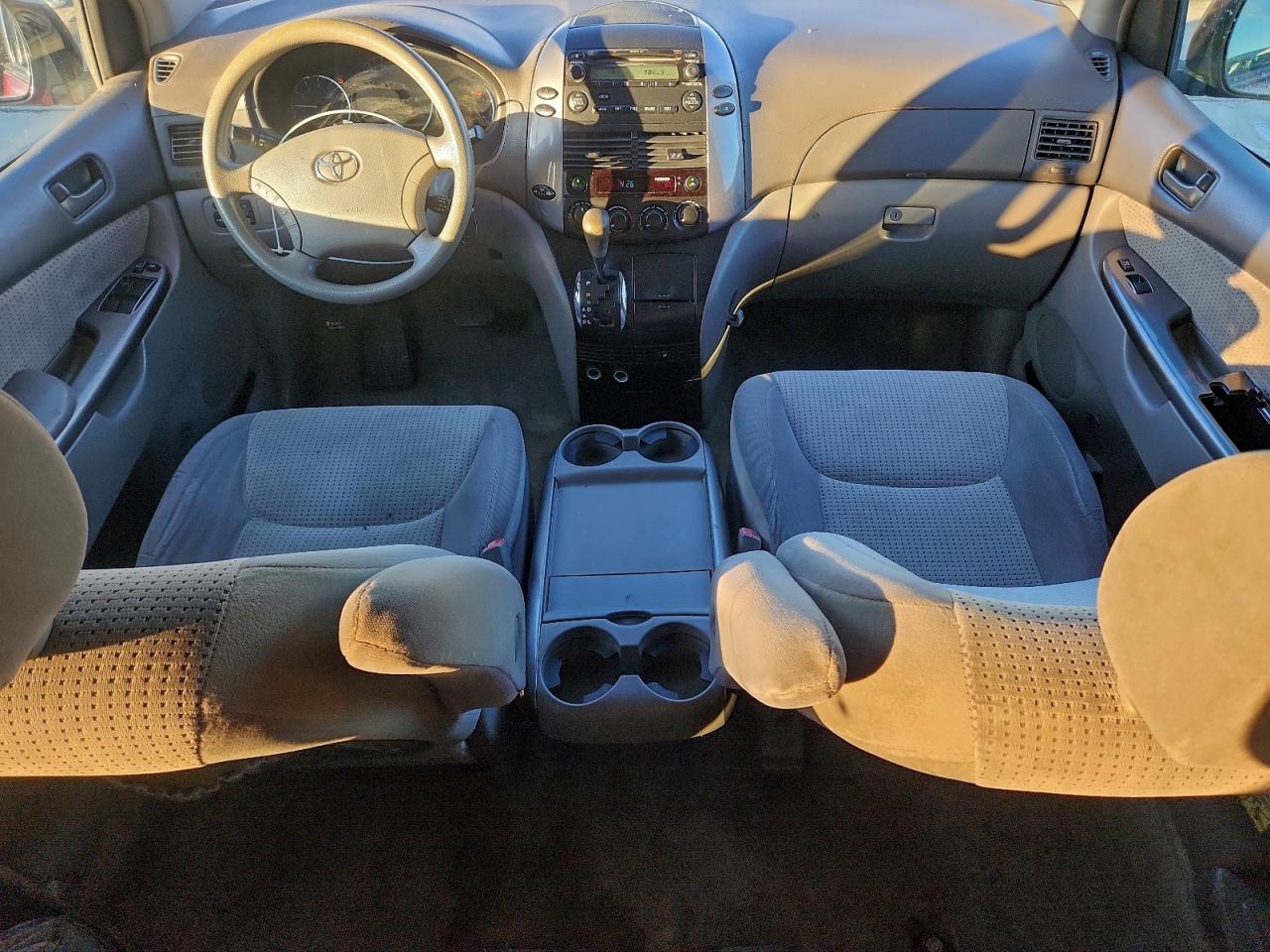 2008 Toyota Sienna Ce VIN: 5TDZK23C98S140138 Lot: 94107275