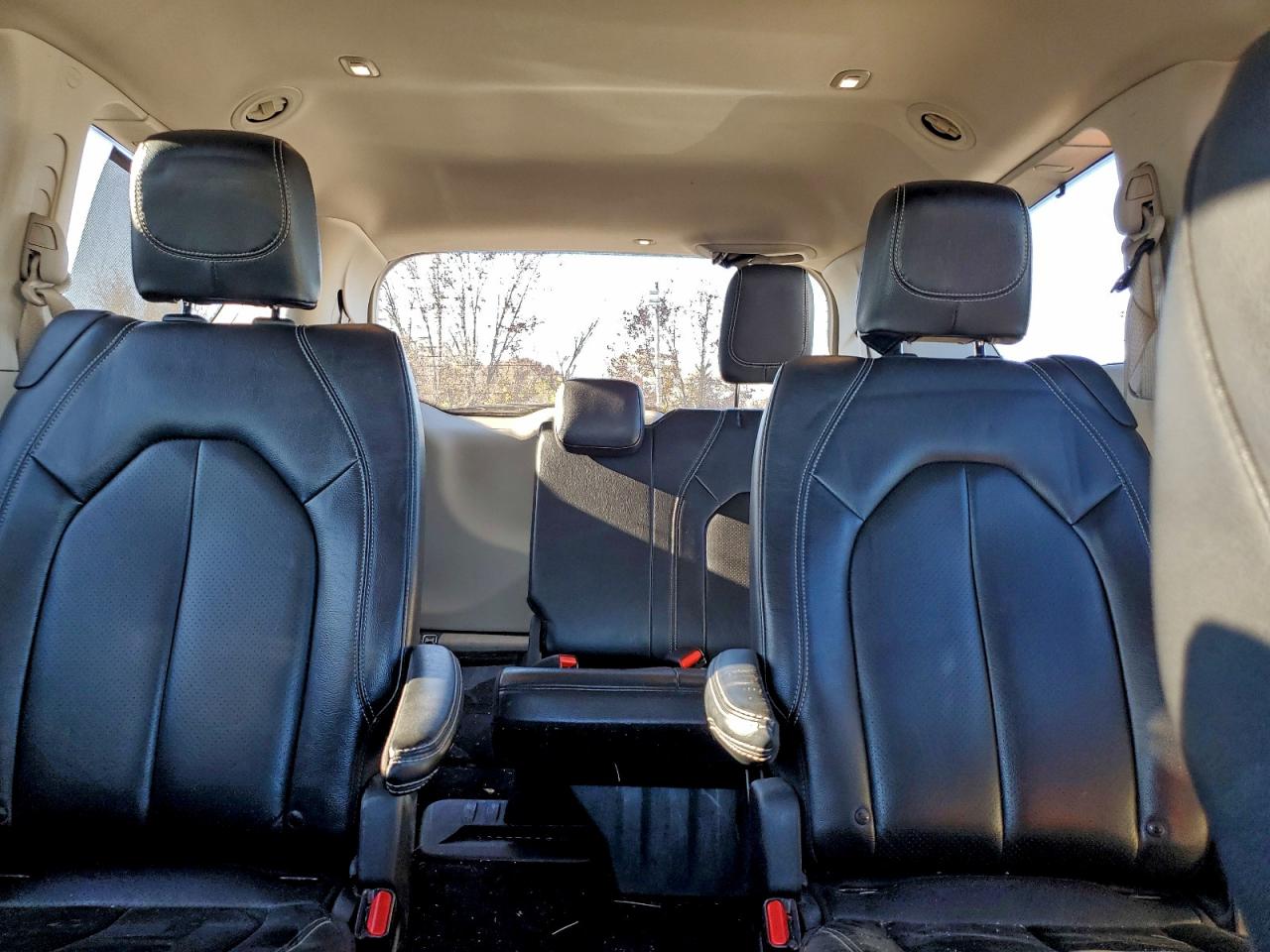 2022 Chrysler Pacifica Touring L VIN: 2C4RC1BG2NR218100 Lot: 94232805