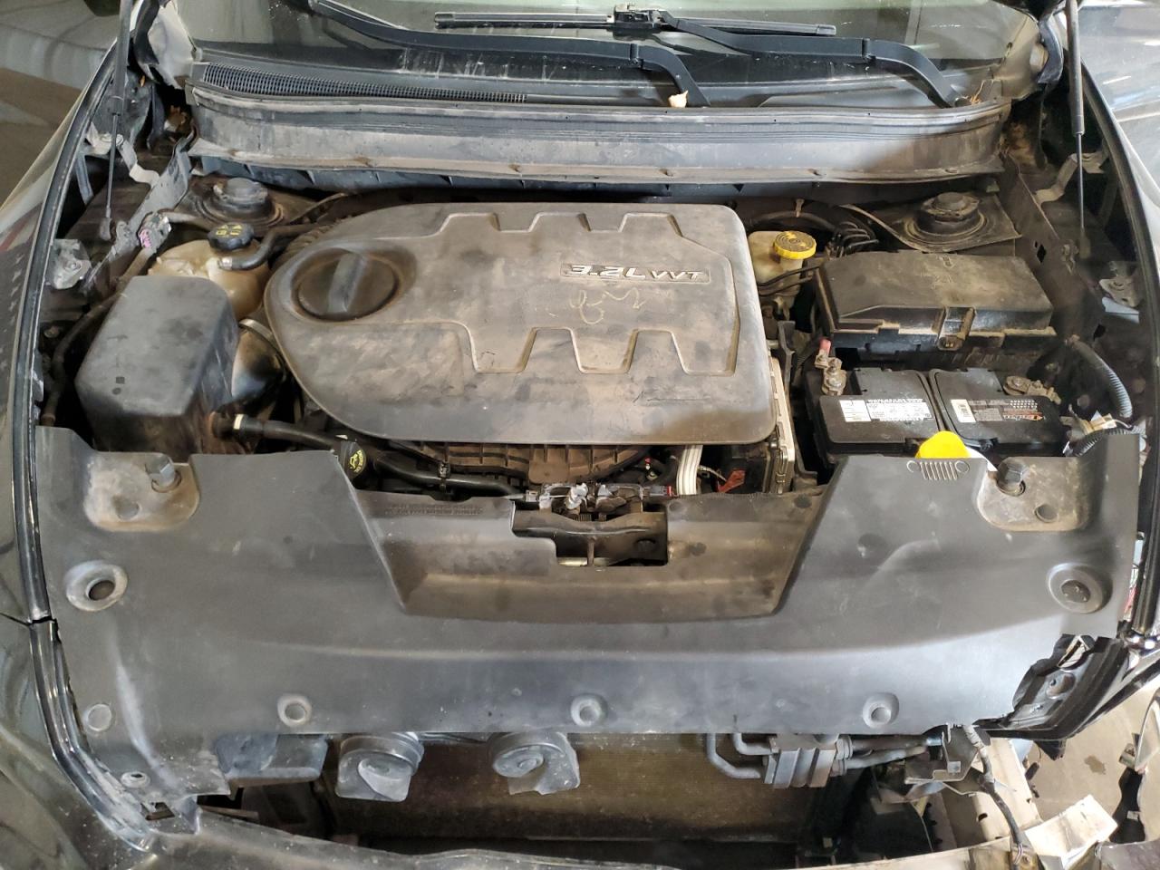 2014 Jeep Cherokee Latitude VIN: 1C4PJMCS4EW126141 Lot: 92436705