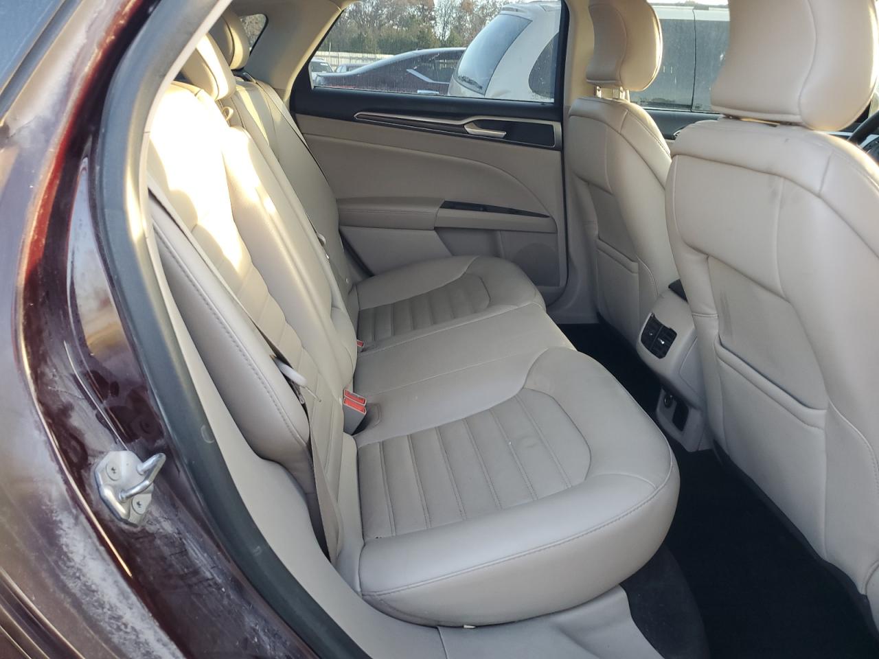 2018 Ford Fusion Se VIN: 3FA6P0H90JR148360 Lot: 92294405