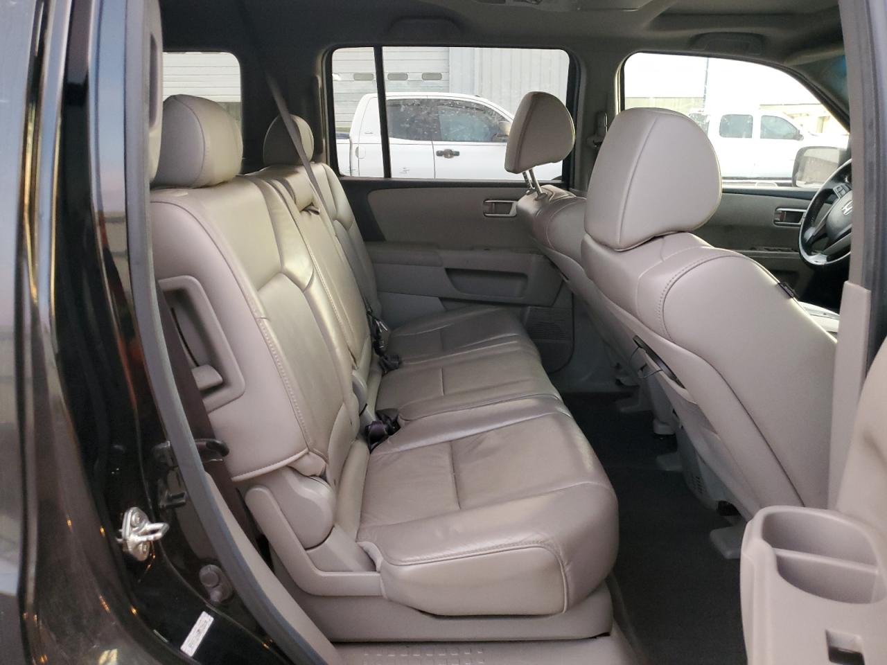 2011 Honda Pilot Exl VIN: 5FNYF3H65BB055656 Lot: 93477735