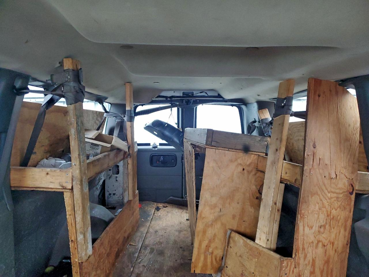 2016 Chevrolet Express G3500 Ls VIN: 1GAZGNFG7G1177887 Lot: 94133025