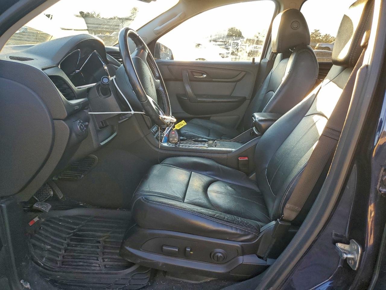 2017 Chevrolet Traverse Lt VIN: 1GNKRHKD9HJ304468 Lot: 94492845