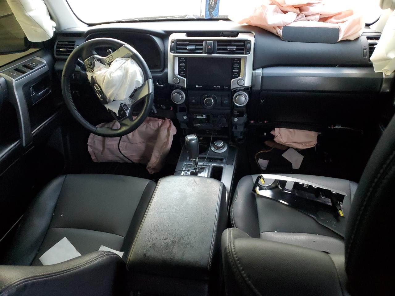 2020 Toyota 4Runner Sr5/Sr5 Premium VIN: JTEBU5JR9L5798833 Lot: 93905925