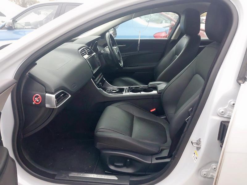 2015 JAGUAR XE 2.0 [240] PORTFOLIO 4DR AUTO