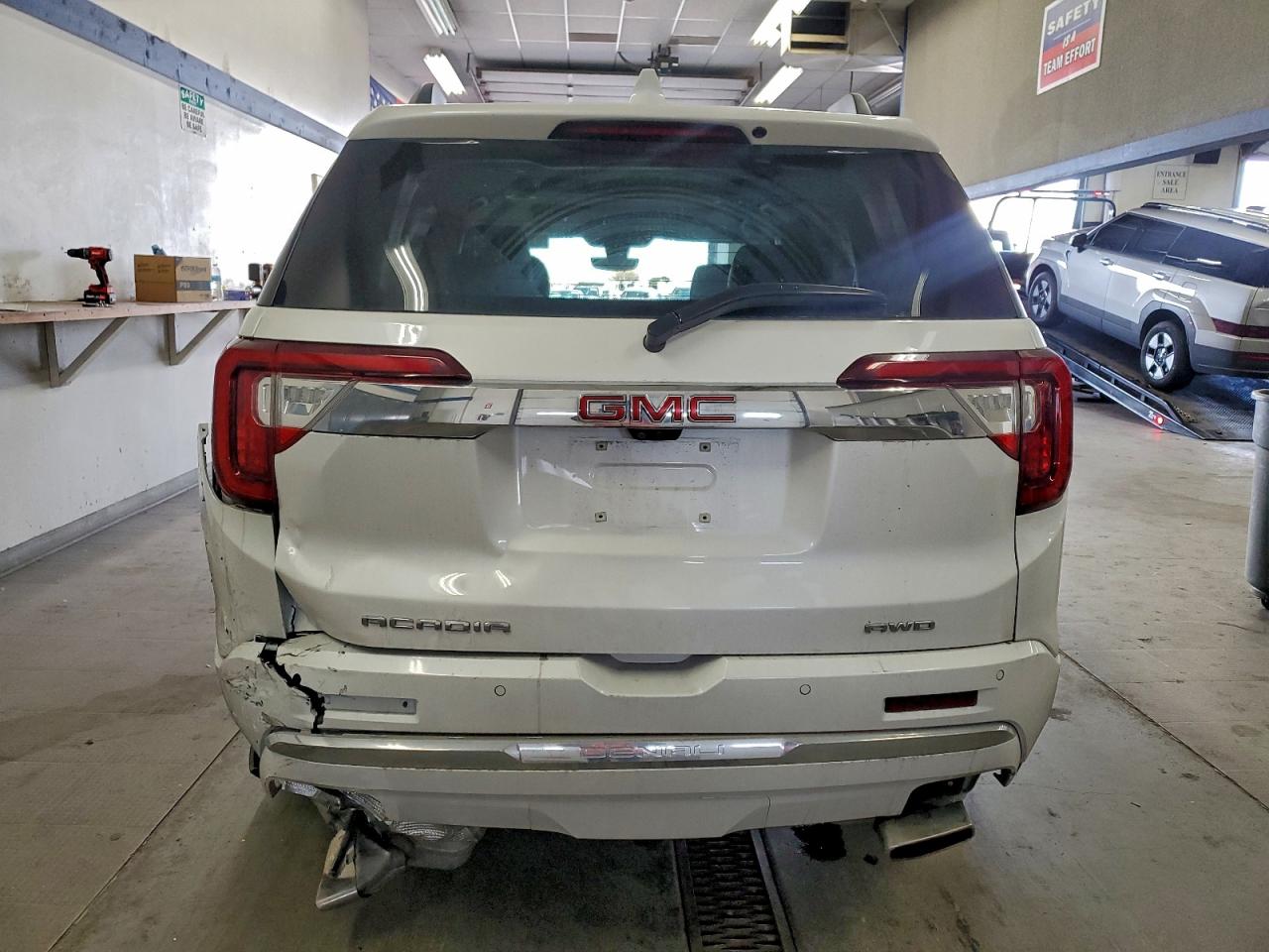 2020 GMC Acadia Denali VIN: 1GKKNXLS7LZ169677 Lot: 93727575